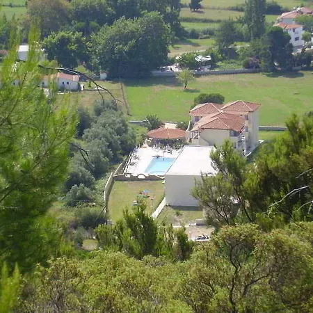 Hotel Mythos 3*