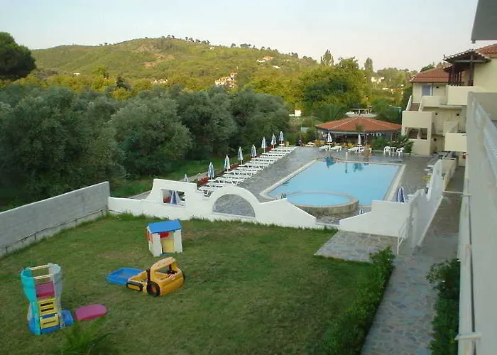 Mythos Skiathos Town